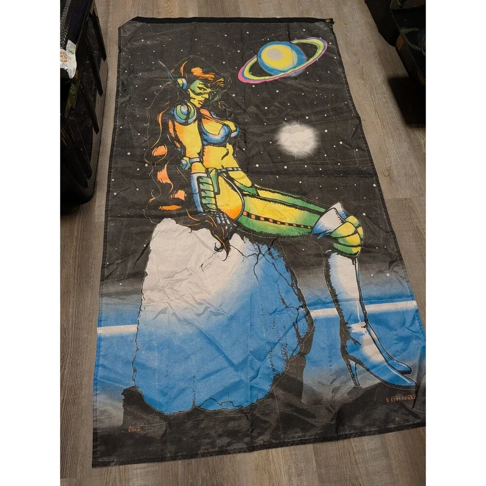 1999 Black Light Fitura Tapestry Wall Decor Length-60